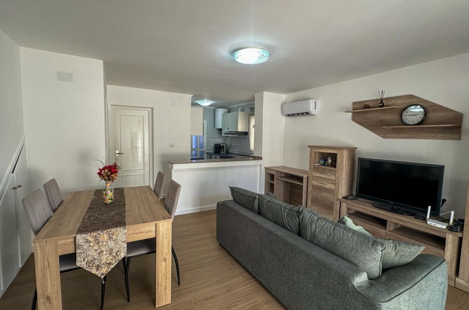 Duplex in San Miguel de Salinas
