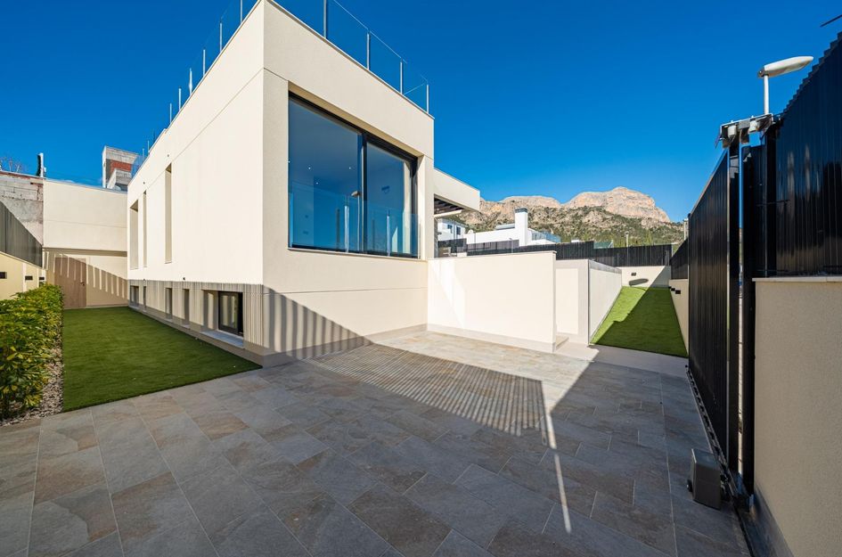 Villa in Coloma