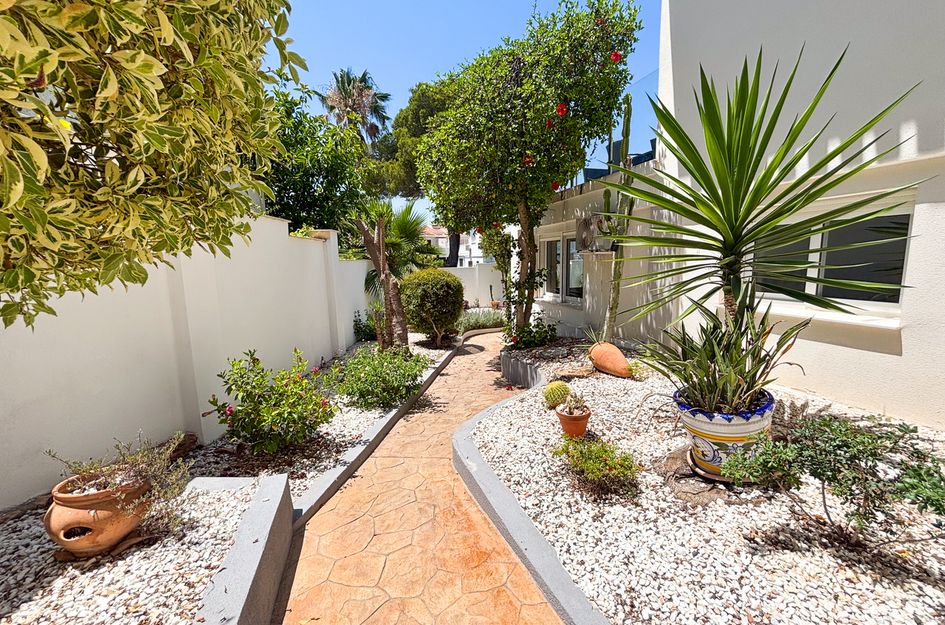 Villa in Dehesa de Campoamor