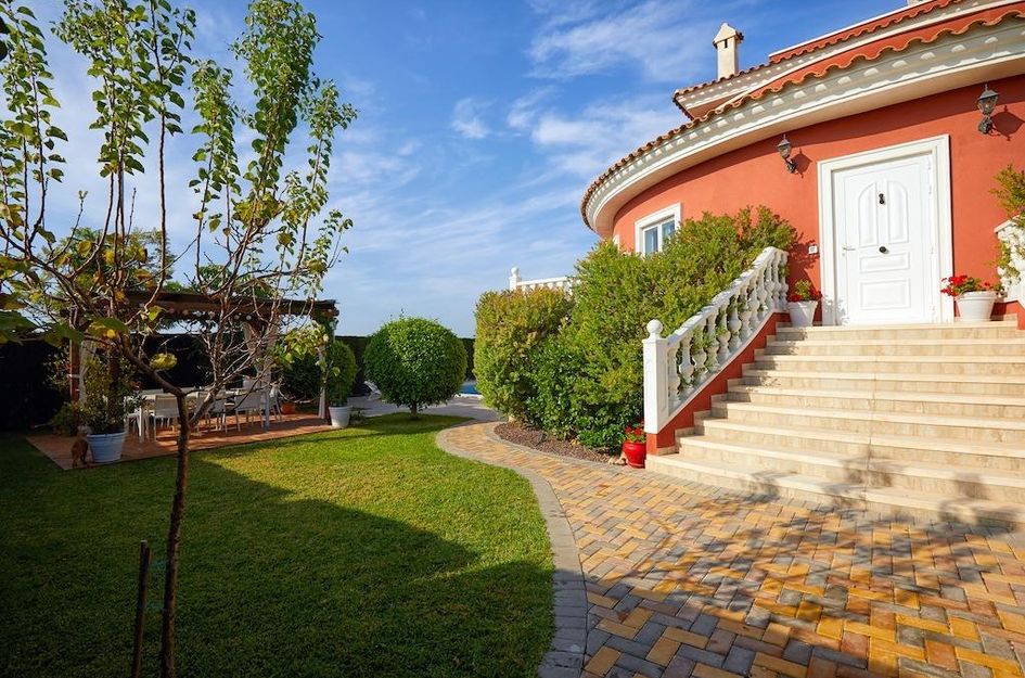 Villa in Quesada