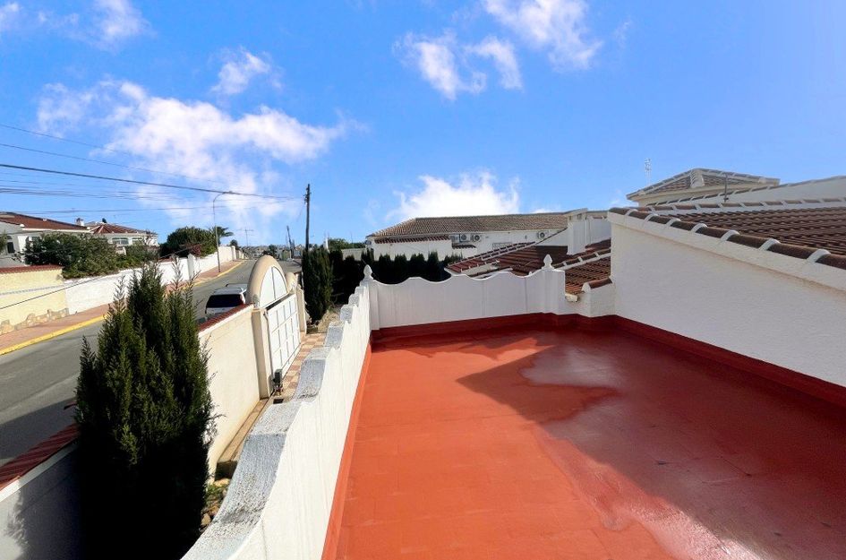 Villa in Montebello