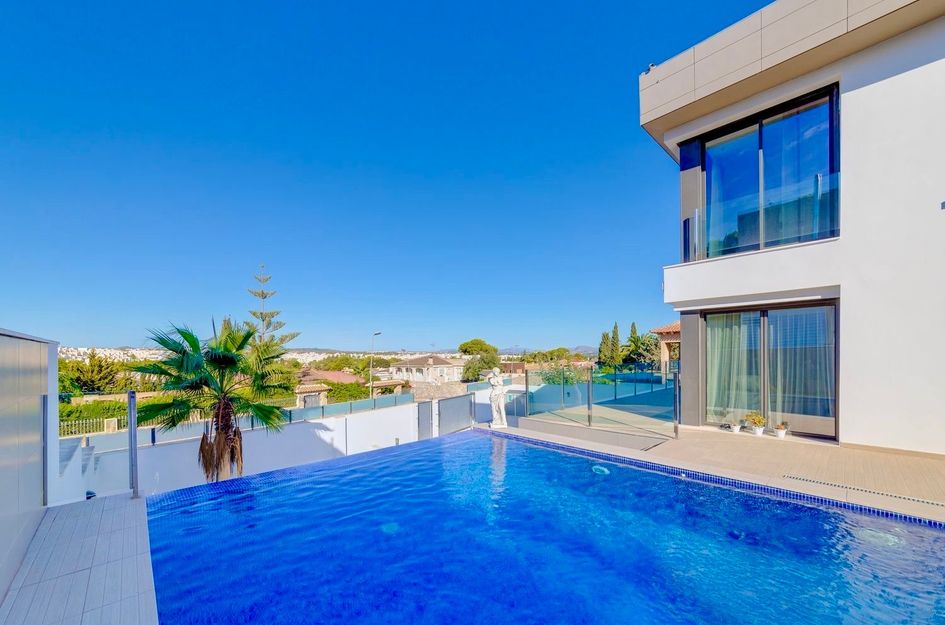 Villa in El Chaparral