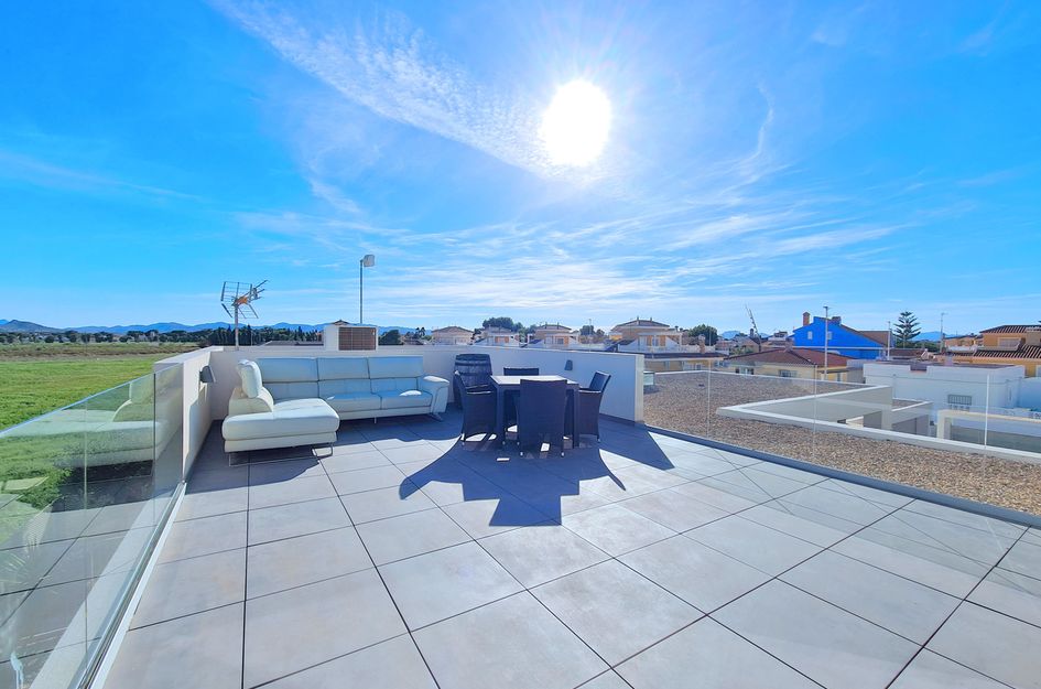 Villa in Las Lomas del Rame