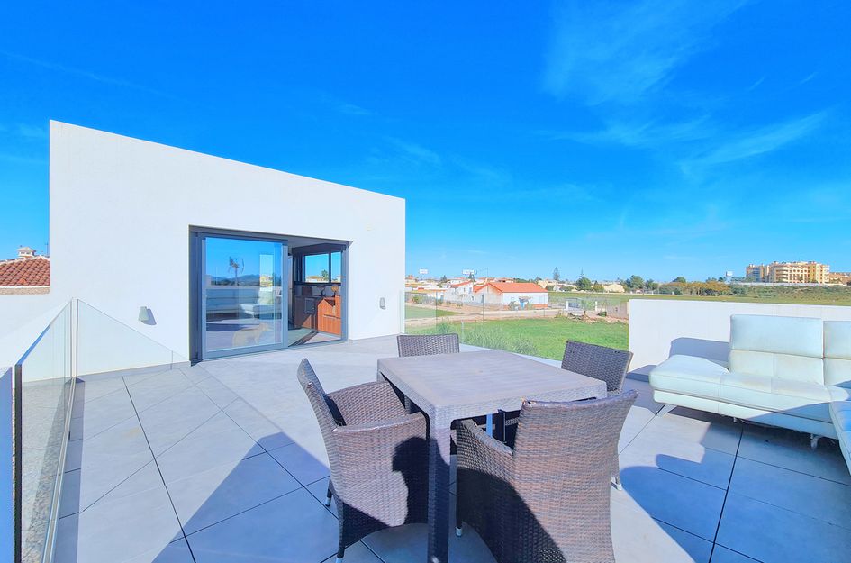 Villa in Las Lomas del Rame