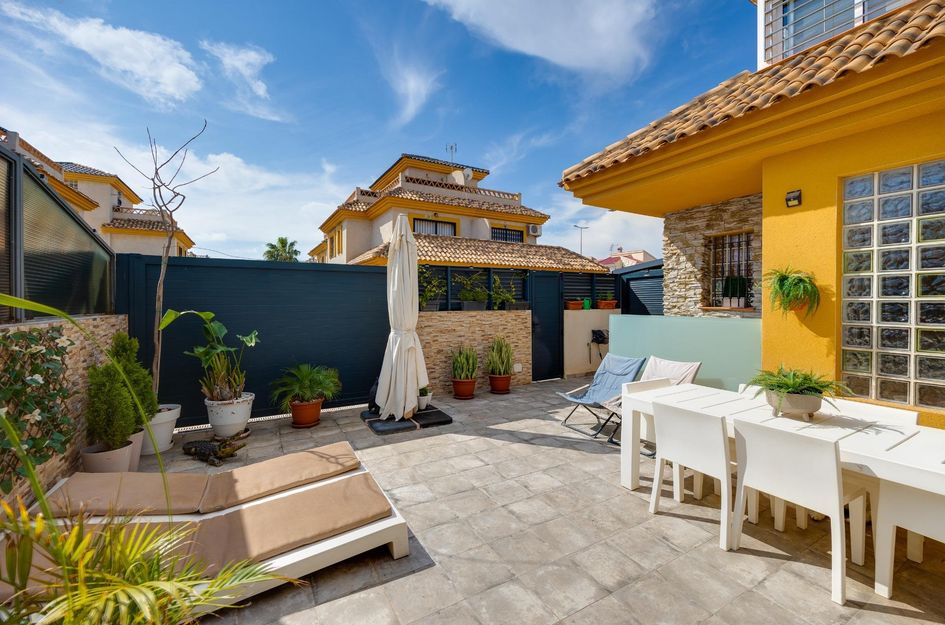 Villa in La Herrada