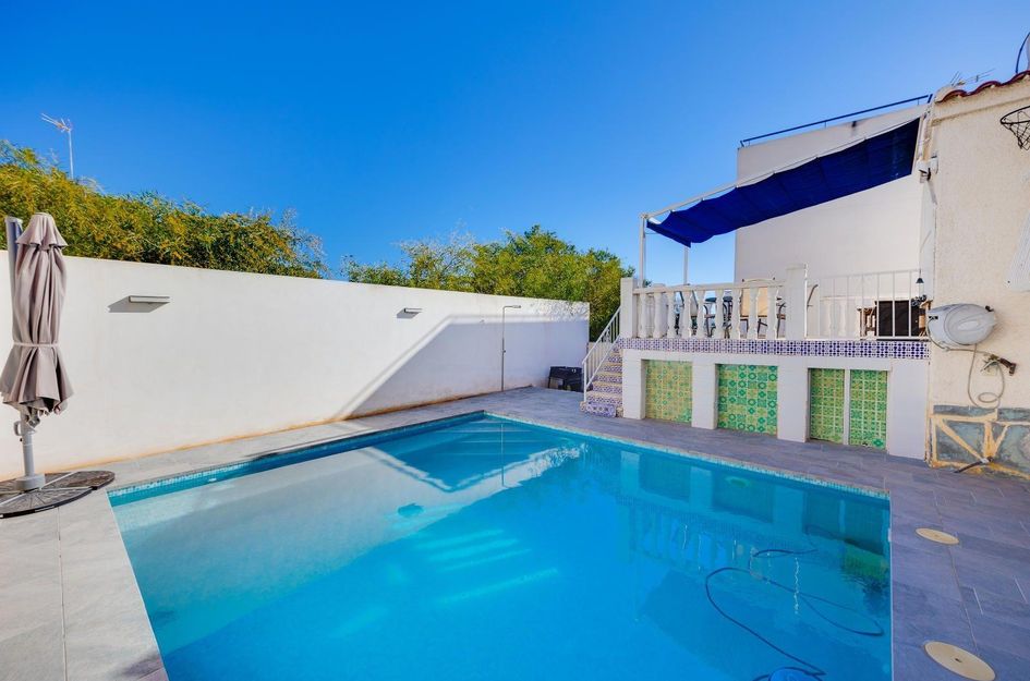 Villa in La Marina
