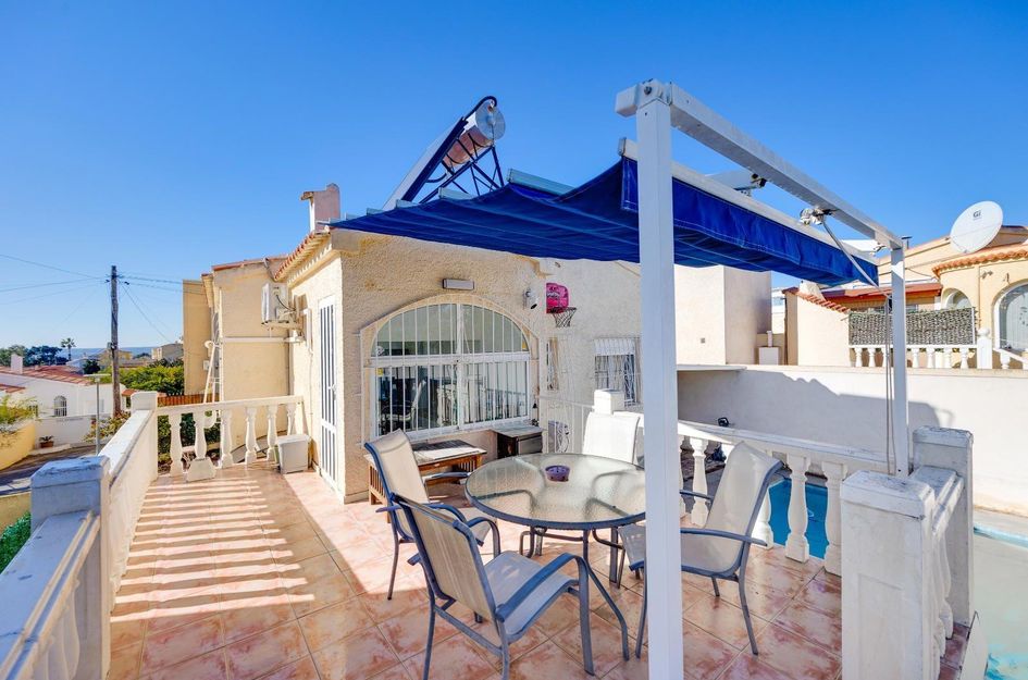Villa in La Marina