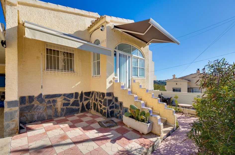 Villa in La Marina