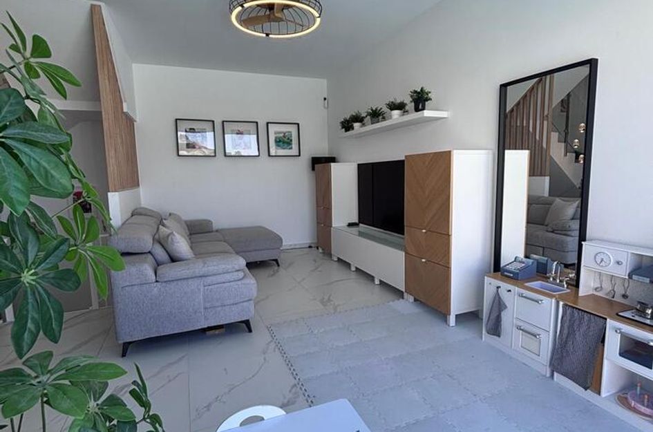 Villa in Res. Las Filipinas