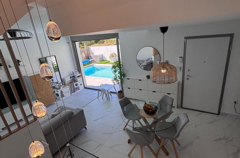Villa in Res. Las Filipinas