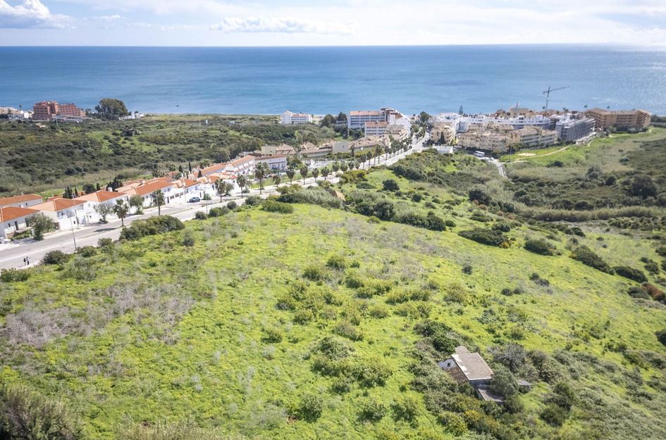 Perceel in Puerto de la Duquesa