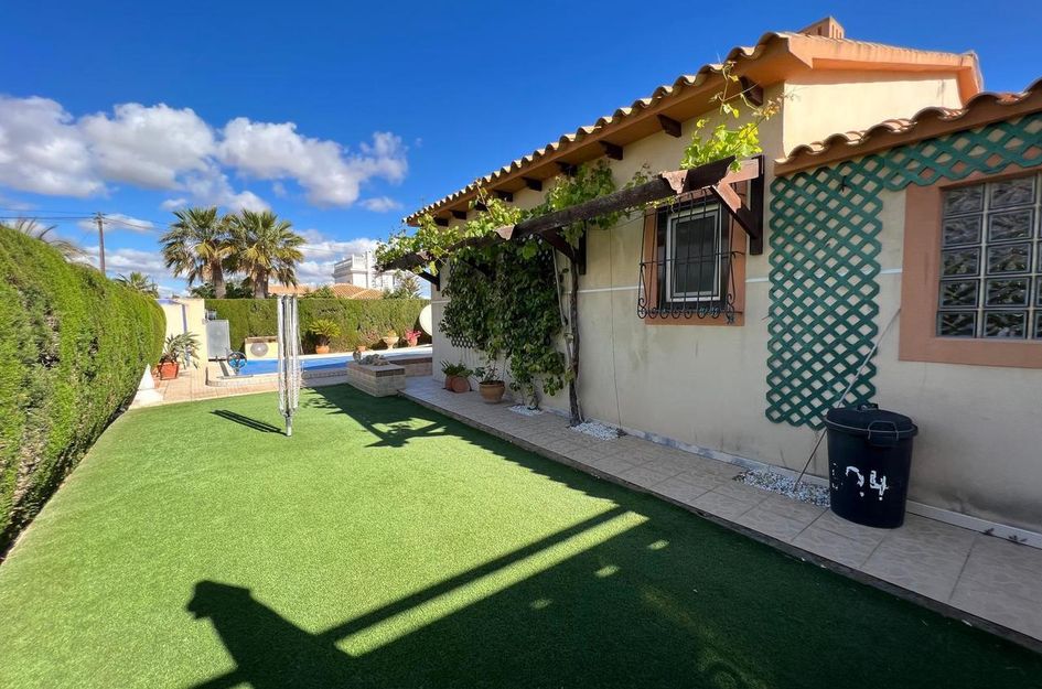 Villa in Cabo Roig