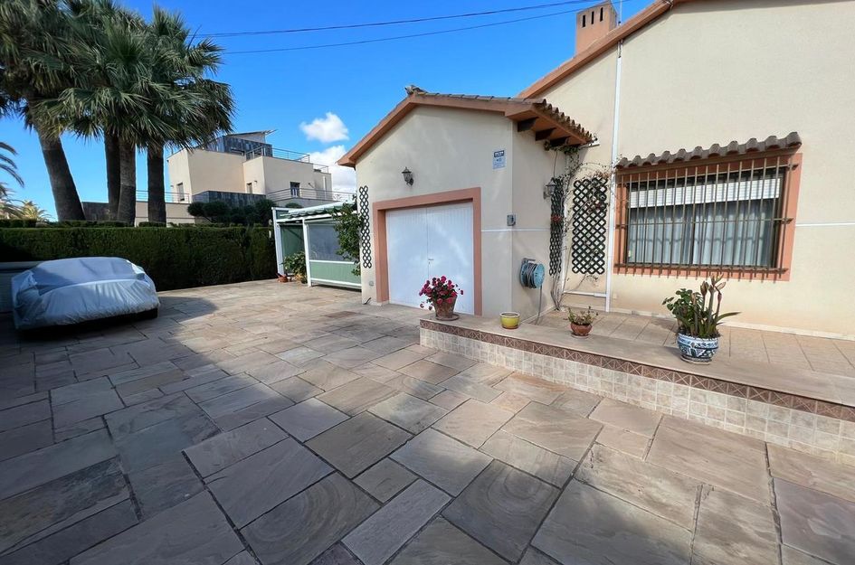 Villa in Cabo Roig