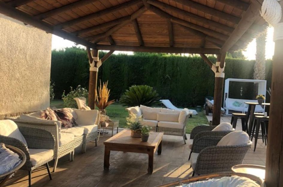 Villa in Elda