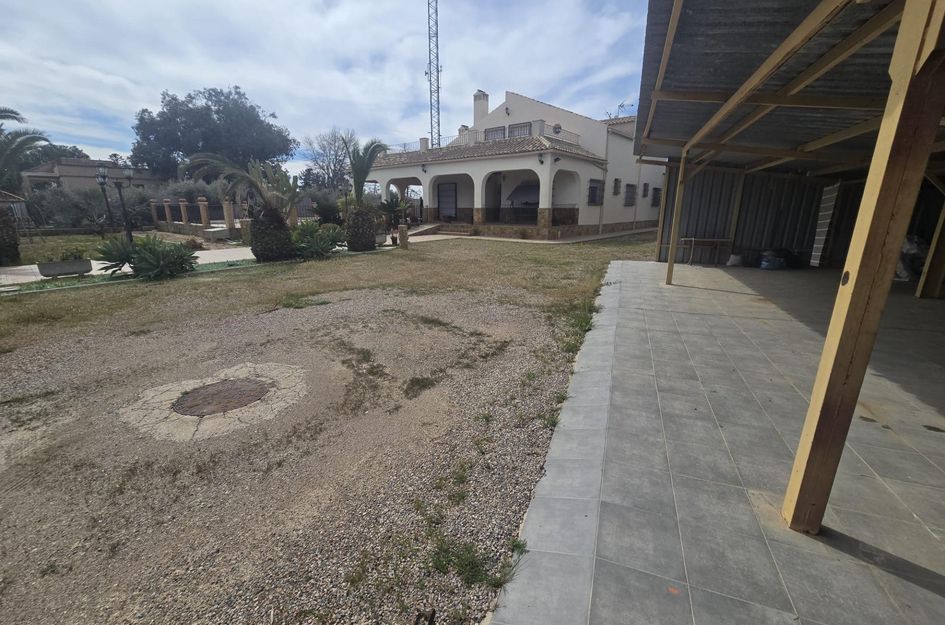 Villa in Jerónimo y Avileses