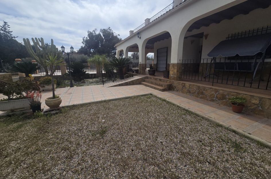 Villa in Jerónimo y Avileses