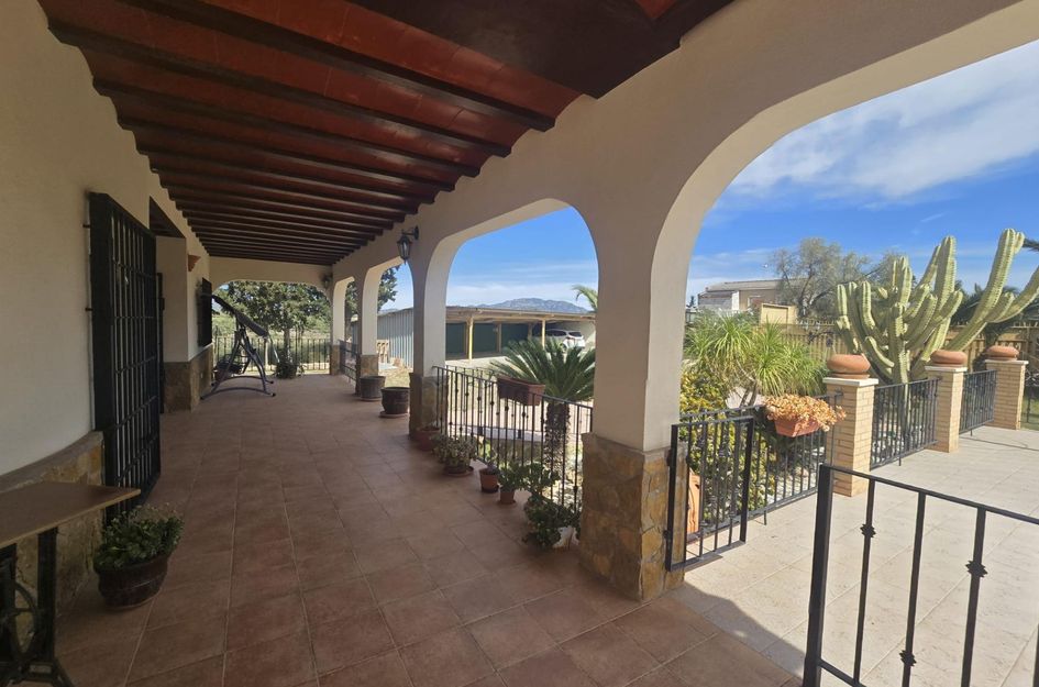 Villa in Jerónimo y Avileses