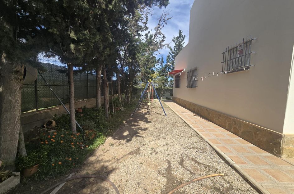 Villa in Jerónimo y Avileses