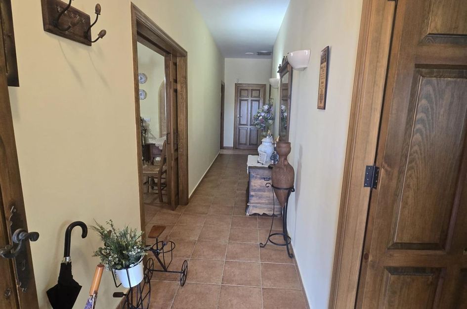Villa in Jerónimo y Avileses