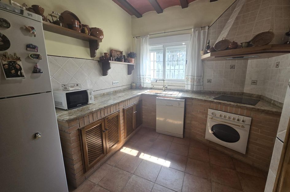 Villa in Jerónimo y Avileses