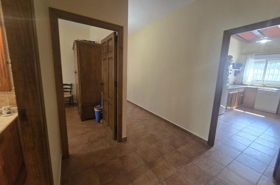 Villa in Jerónimo y Avileses