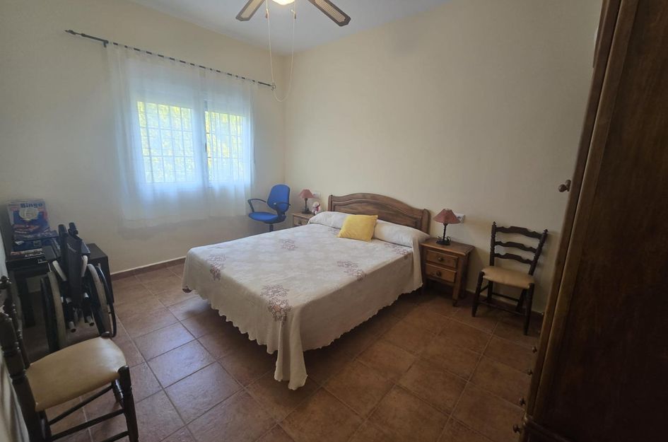 Villa in Jerónimo y Avileses