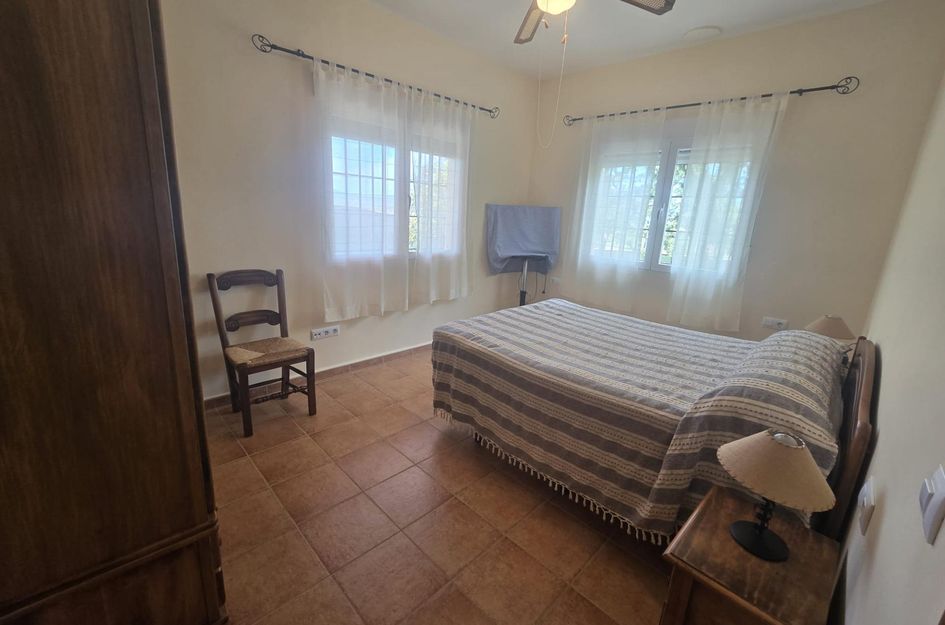 Villa in Jerónimo y Avileses