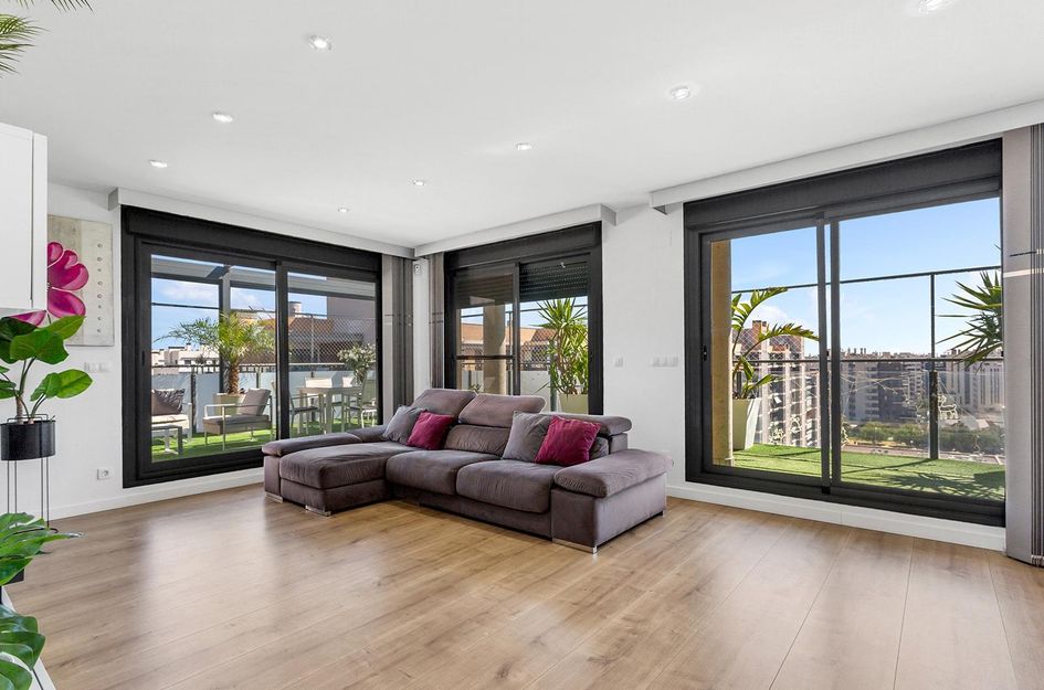 Penthouse in Alicante