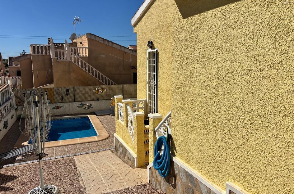 Villa in Quesada