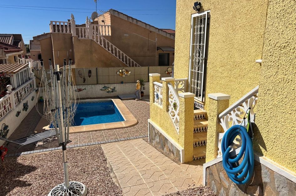 Villa in Quesada