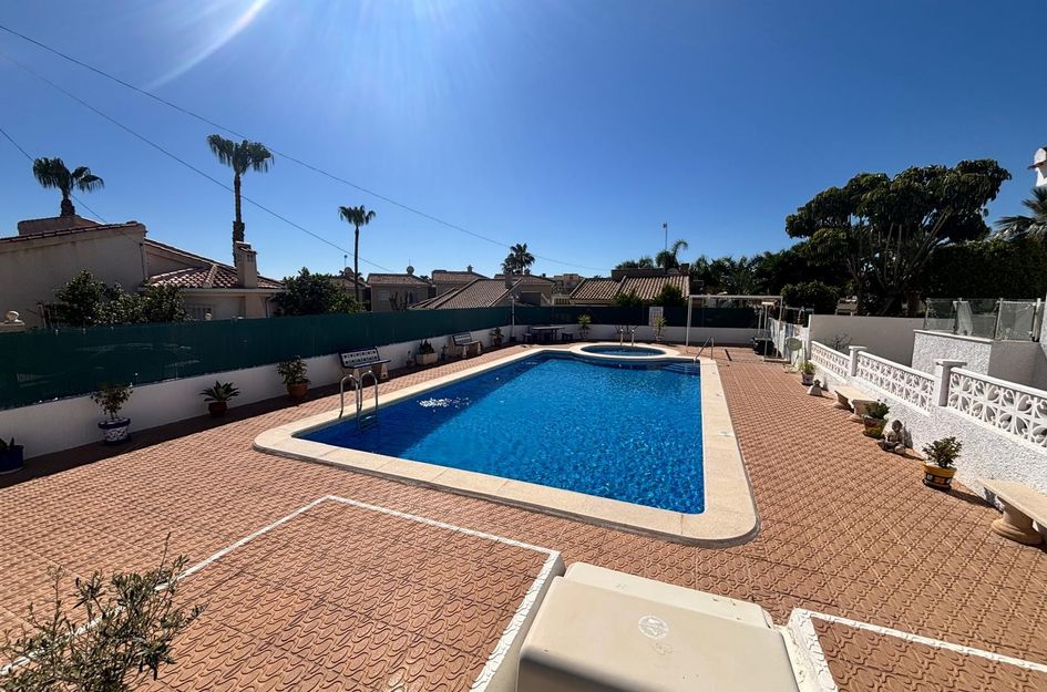 Villa in Quesada
