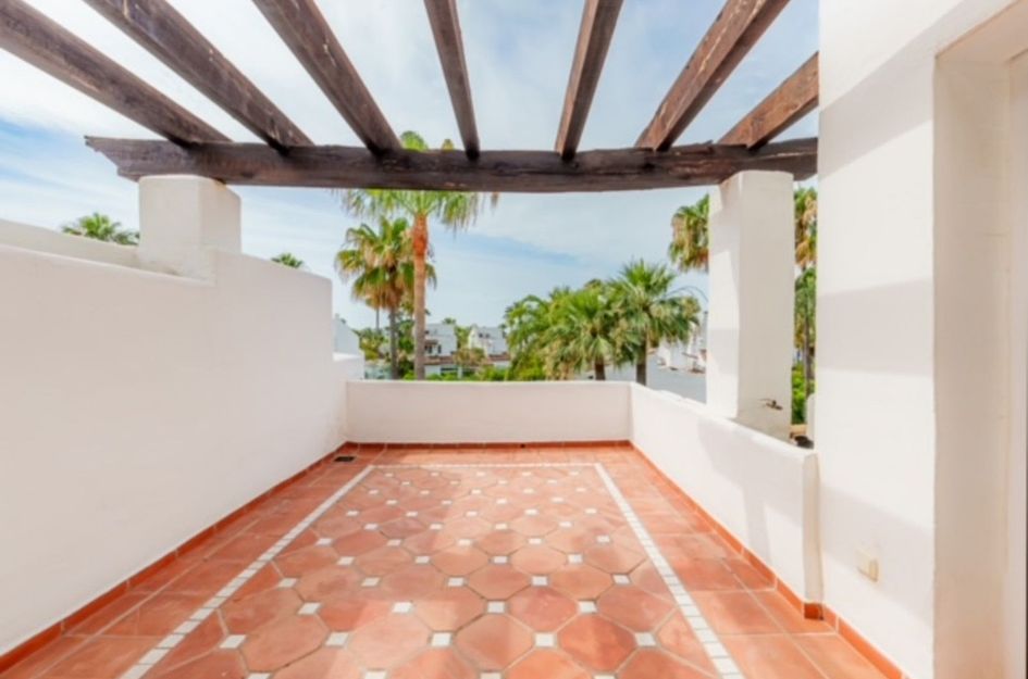 Huis in Urbanización Puerto de Estepona