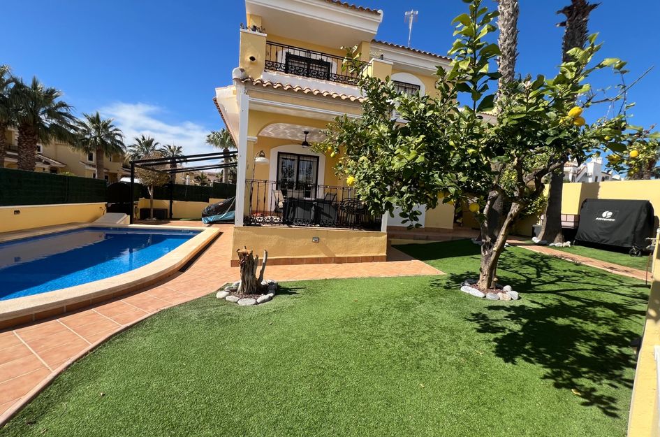 Villa in Los Dolses