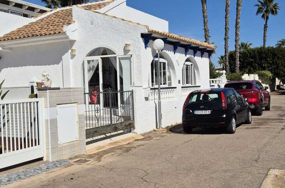 Halfvrijstaand in Los Alcázares