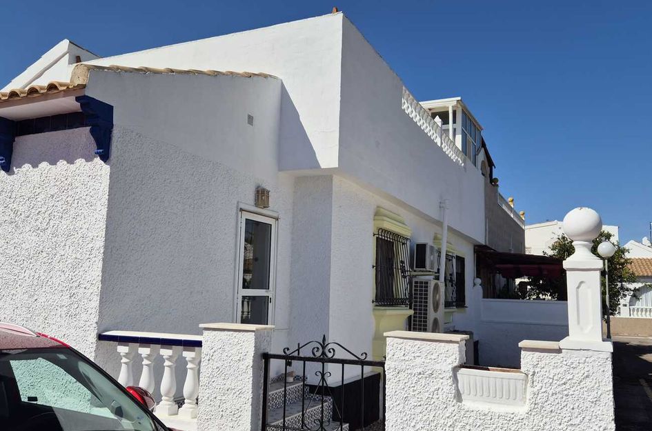 Halfvrijstaand in Los Alcázares