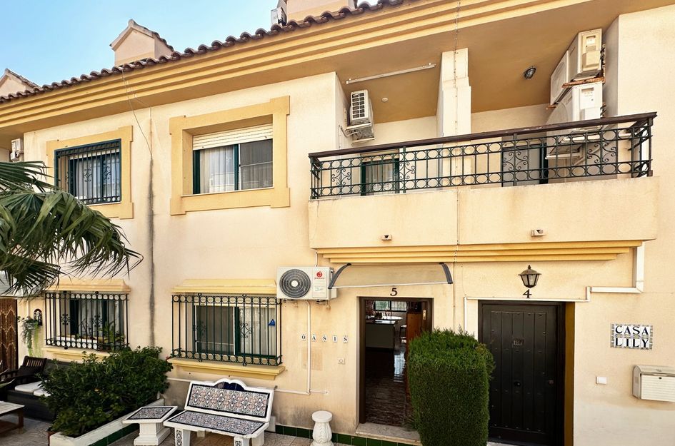 Villa in Villacosta