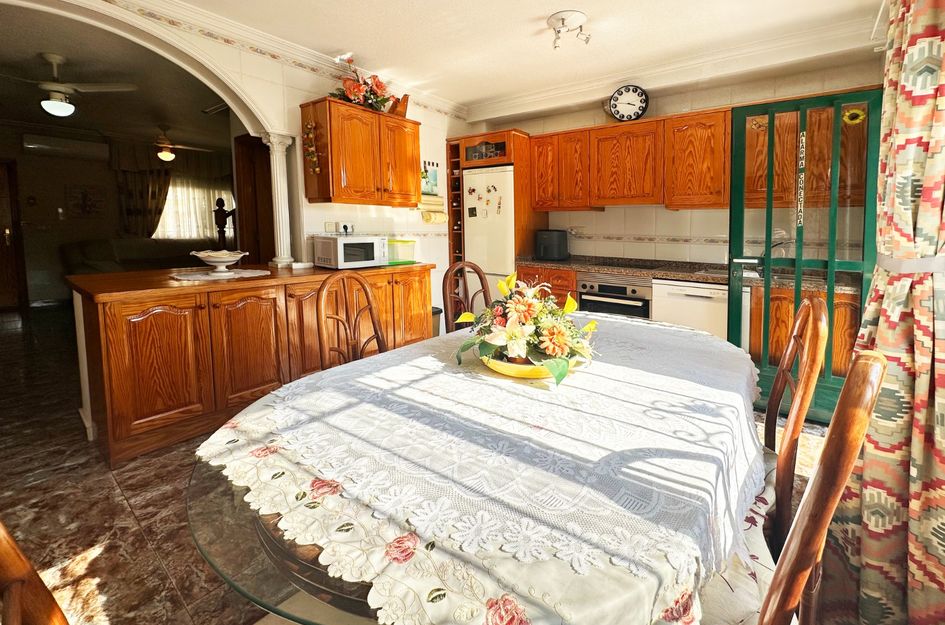 Villa in Villacosta