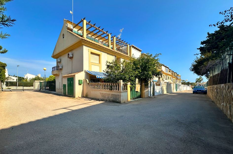 Villa in Villacosta