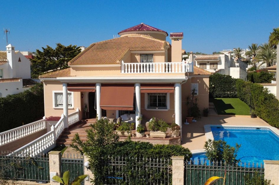 Villa in Torrevieja