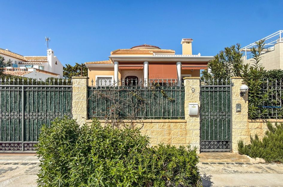 Villa in Torrevieja