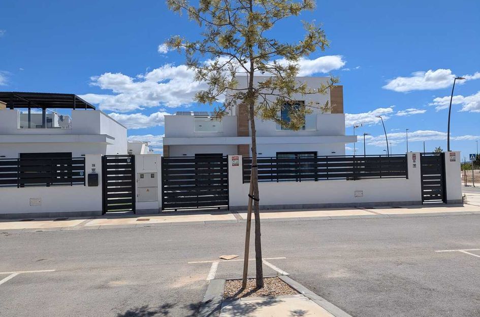 Villa in Roldán