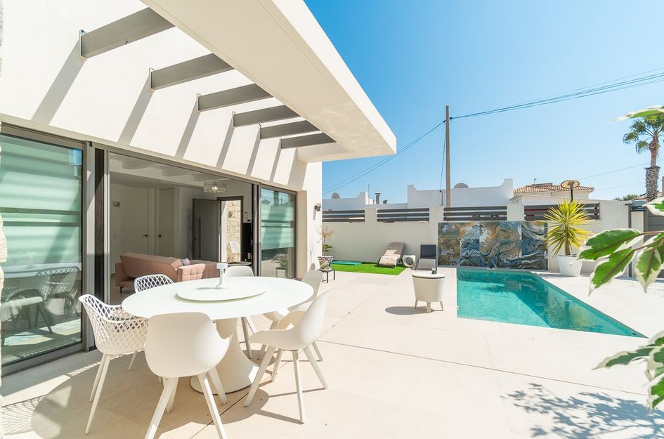 Villa in Orihuela Costa
