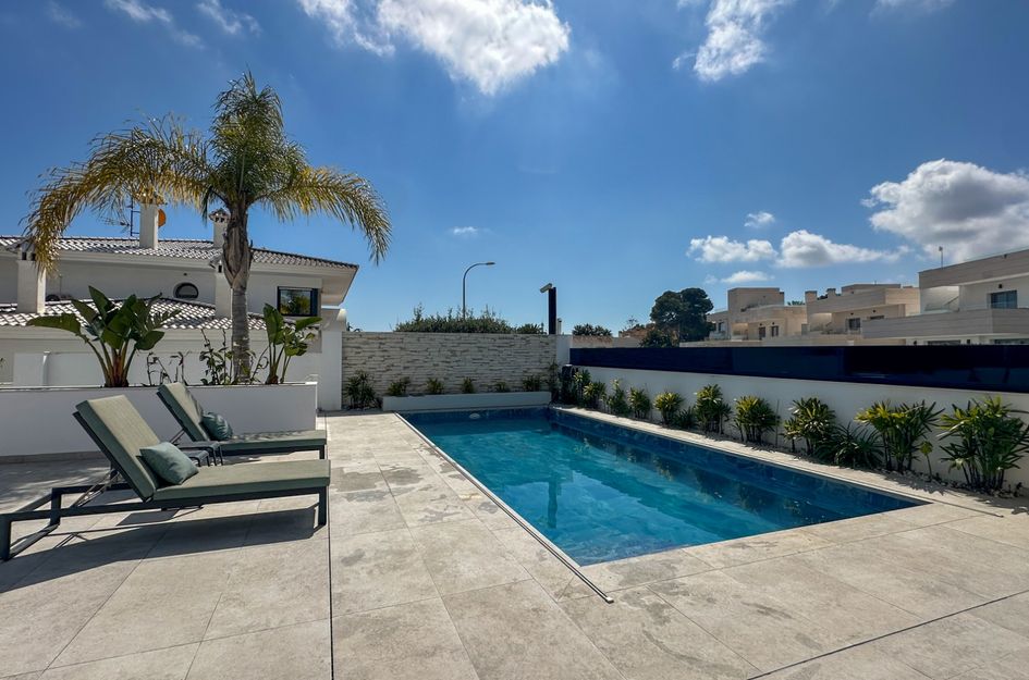 Villa in Villamartin