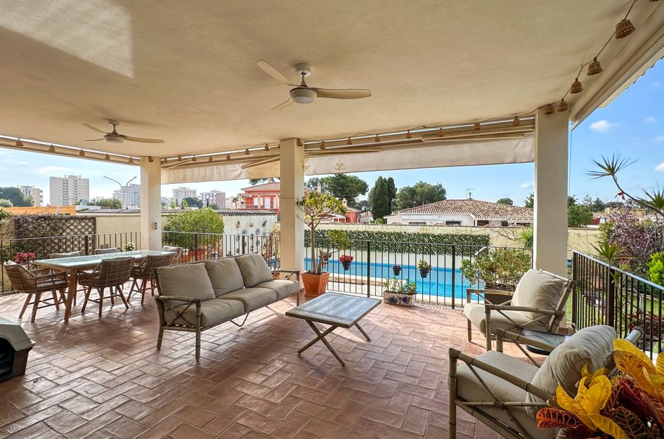 Villa in Dehesa de Campoamor
