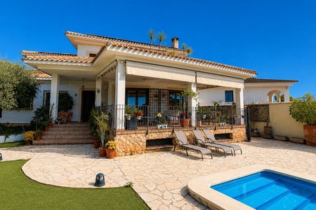 Villa in Dehesa de Campoamor