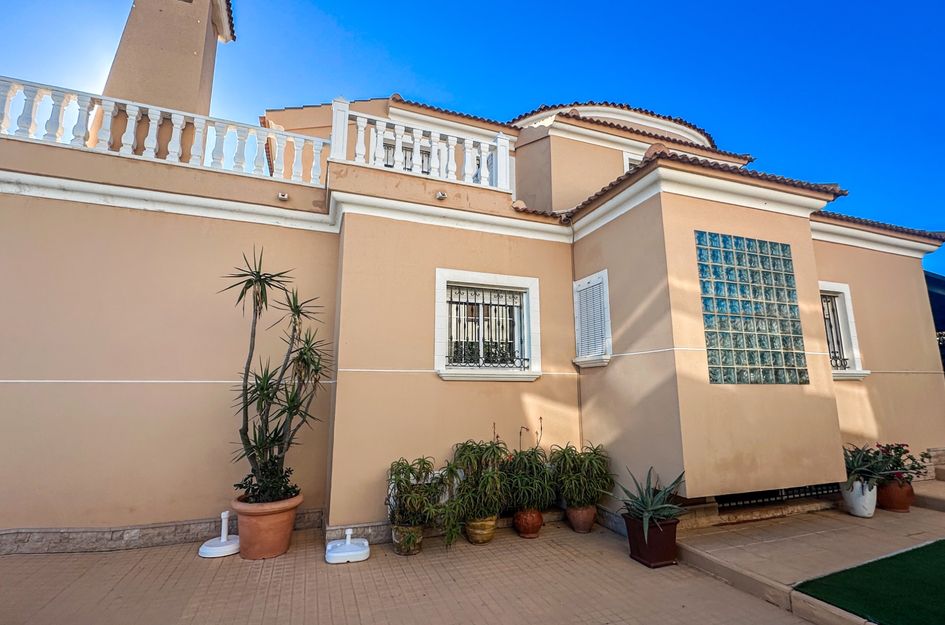 Villa in Torrevieja
