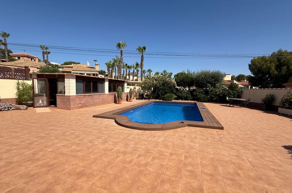 Villa in Torrevieja