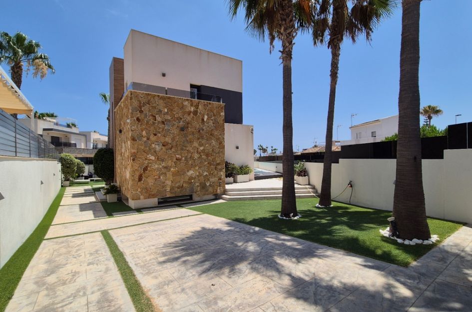 Villa in Torrevieja