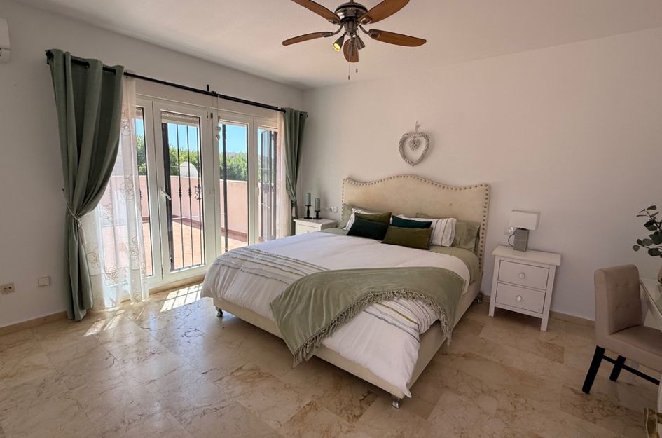 Villa in Orihuela Costa
