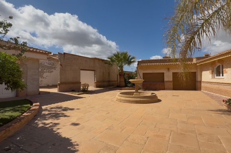 Villa in Los Nietos Viejos